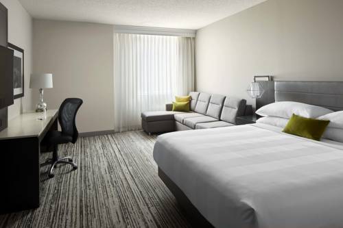 Imagen de la habitación del Hotel Cincinnati Marriott Northeast. Foto 3