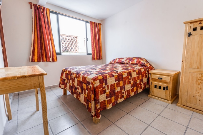 Imagen de la habitación del Hotel Cinco De Mayo. Foto 8