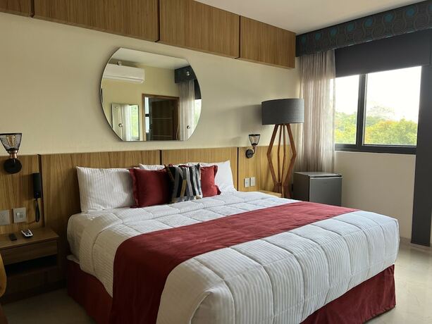 Imagen general del Hotel Cinco Diamantes. Foto 3