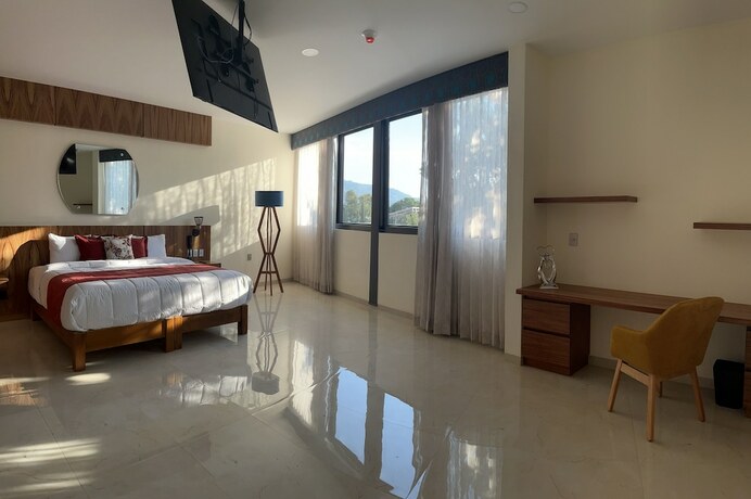 Imagen de la habitación del Hotel Cinco Diamantes. Foto 14