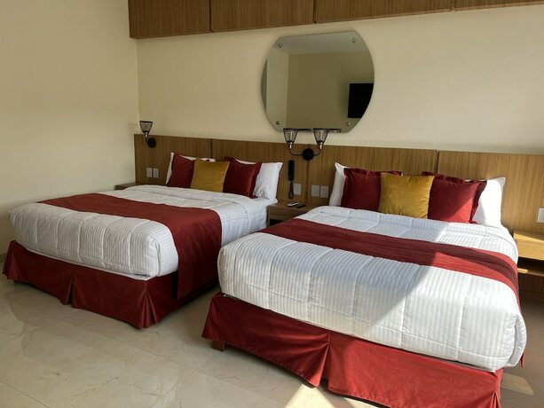 Imagen general del Hotel Cinco Diamantes. Foto 12