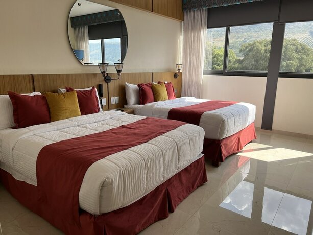 Imagen de la habitación del Hotel Cinco Diamantes. Foto 19