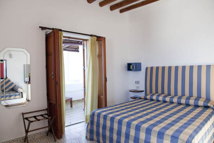 Imagen de la habitación del Hotel Cincotta. Foto 10