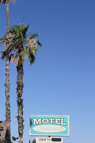 Imagen general del Hotel Cinderella Motel. Foto 14