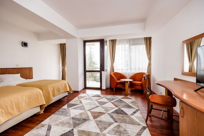 Imagen de la habitación del Hotel Cindrel. Foto 18