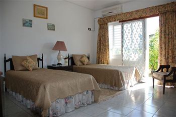 Imagen de la habitación del Hotel Cindy Villa. Foto 2