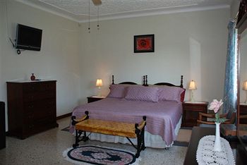 Imagen de la habitación del Hotel Cindy Villa. Foto 4