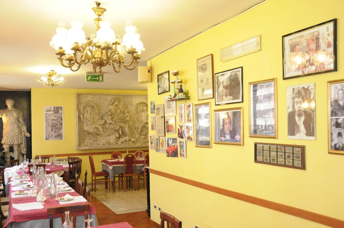 Imagen del bar/restaurante del Hotel Cinecitta. Foto 3