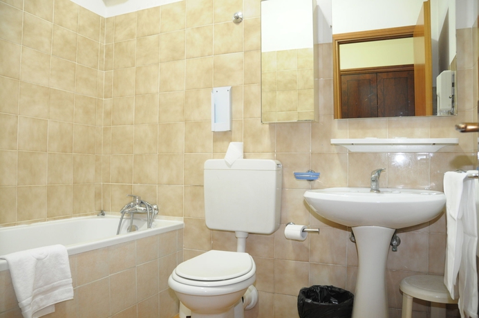 Imagen de la habitación del Hotel Cinecitta. Foto 9