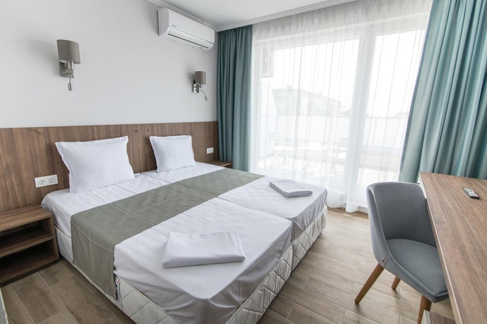 Imagen de la habitación del Hotel Cinema, Primorsko. Foto 11