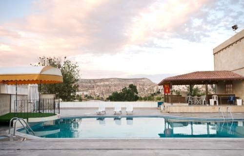 Imagen general del Hotel Ciner. Foto 5