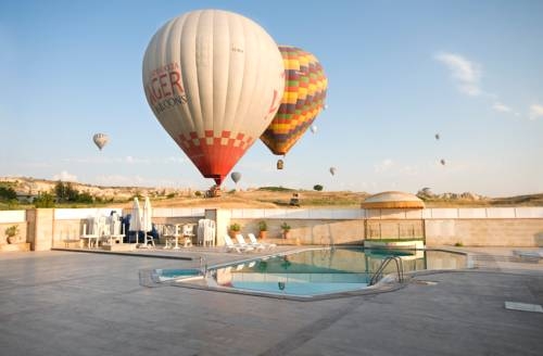 Imagen general del Hotel Ciner. Foto 8