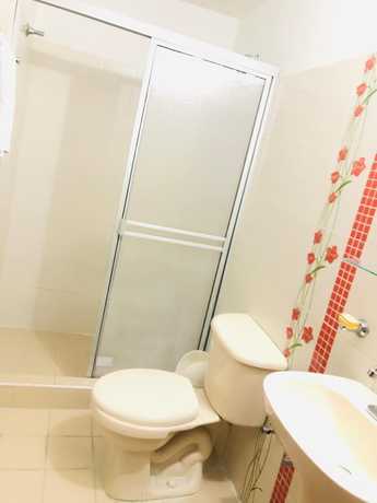 Imagen de la habitación del Hotel Cinera. Foto 13