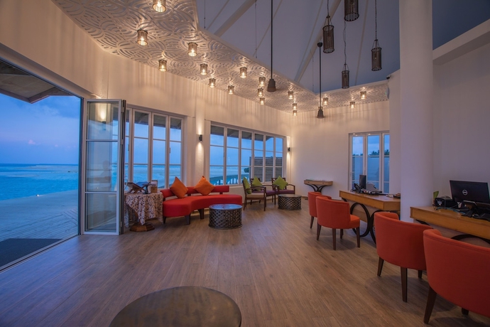 Imagen de los interiores del Hotel Cinnamon Hakuraa Huraa Maldives. Foto 18