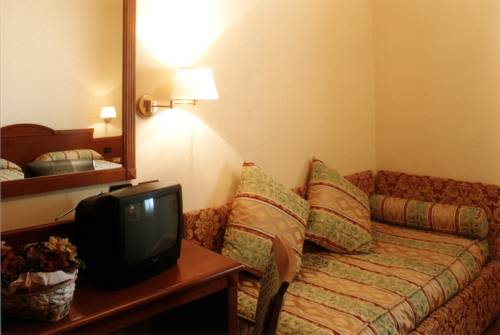 Imagen de la habitación del Hotel Cinzia, Vercelli. Foto 11