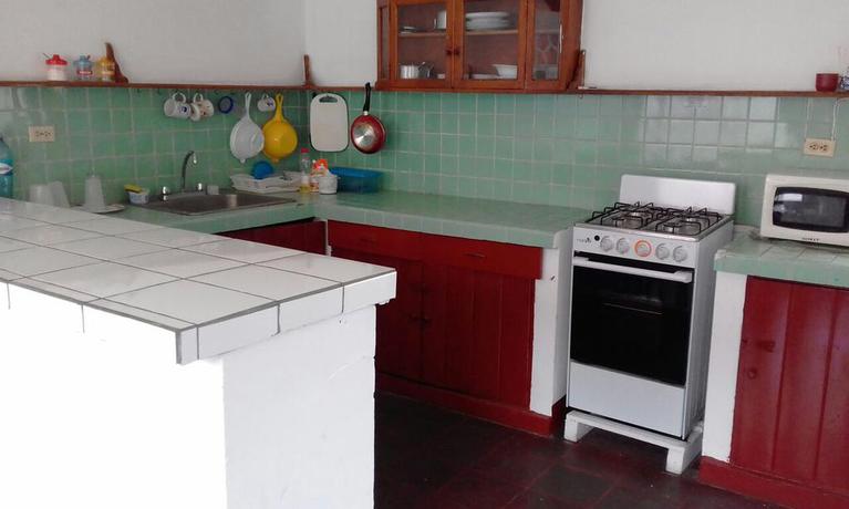 Imagen de la habitación del Hotel Cipres Guest House. Foto 3