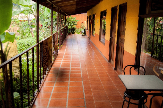 Imagen de la habitación del Hotel Cipreses. Foto 7