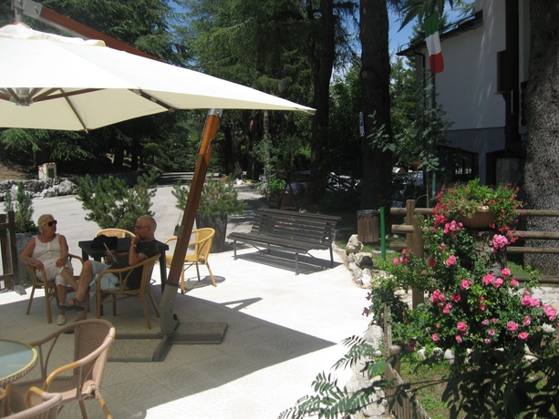 Imagen de los exteriores del Hotel Cipriani Park. Foto 14