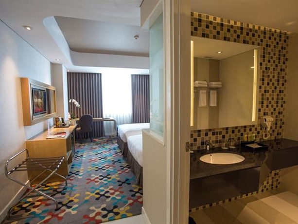 Imagen de la habitación del Hotel Ciputra Cibubur. Foto 4