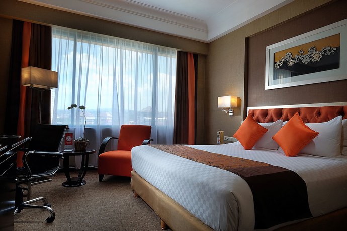 Imagen de la habitación del Hotel Ciputra Semarang. Foto 7