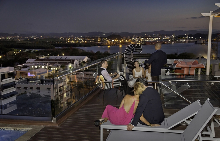 Imagen de los exteriores del Hotel Ciqala Luxury Suites. Foto 5