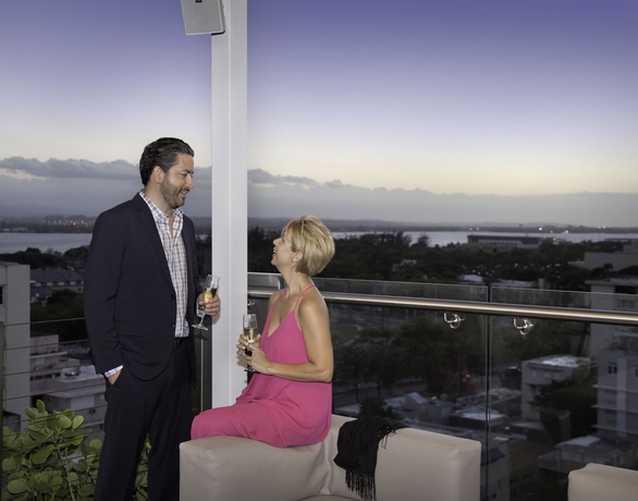 Imagen de los interiores del Hotel Ciqala Luxury Suites. Foto 11