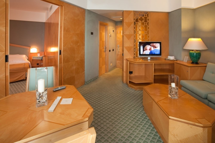 Imagen de la habitación del Hotel Circeo Park. Foto 5