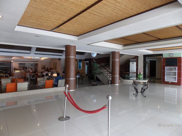 Imagen general del Hotel Circle Inn And Suites Bacolod. Foto 2