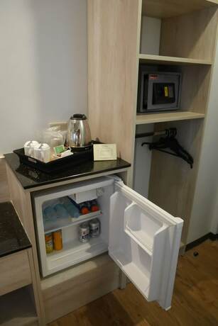Imagen de la habitación del Hotel Circle Inn And Suites Bacolod. Foto 14