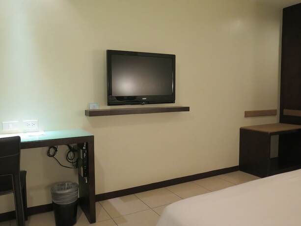 Imagen de la habitación del Hotel Circle Inn - Iloilo City Center. Foto 20
