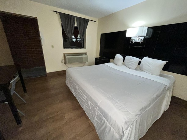 Imagen de la habitación del Hotel Circle Motel Lodge. Foto 6