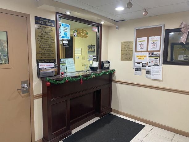 Imagen de los interiores del Hotel Circle Motel Lodge. Foto 19