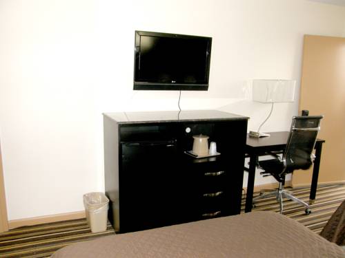 Imagen de la habitación del Hotel Circle Motor Lodge. Foto 10