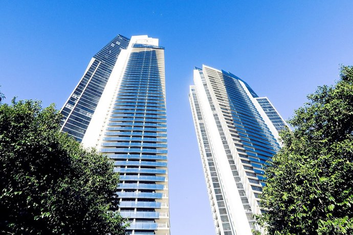 Imagen general del Hotel Circle On Cavill Surfers Paradise Apartments-holiday Paradise. Foto 1