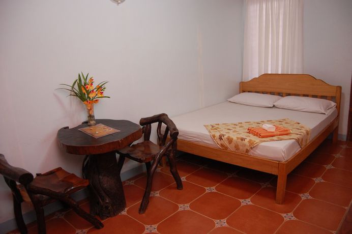 Imagen general del Hotel Circon Businessman\'s Inn. Foto 1
