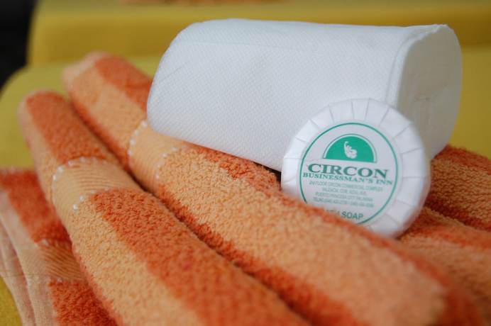 Imagen de la habitación del Hotel Circon Businessman\'s Inn. Foto 5