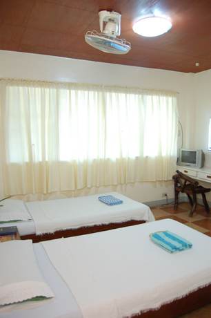 Imagen de la habitación del Hotel Circon Businessman\'s Inn. Foto 9