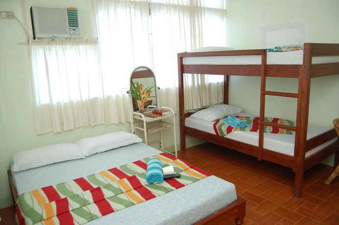 Imagen de la habitación del Hotel Circon Businessman\'s Inn. Foto 14