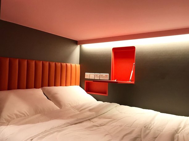 Imagen de la habitación del Hotel Circular House. Foto 15