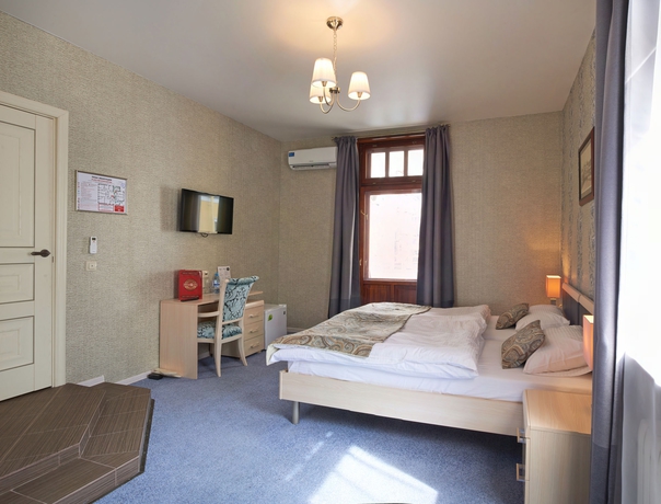 Imagen de la habitación del Hotel Circus. Foto 8