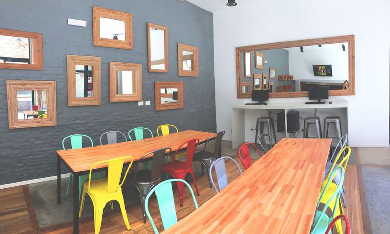 Imagen de los interiores del Hotel Circus HostelandMontevideo. Foto 15