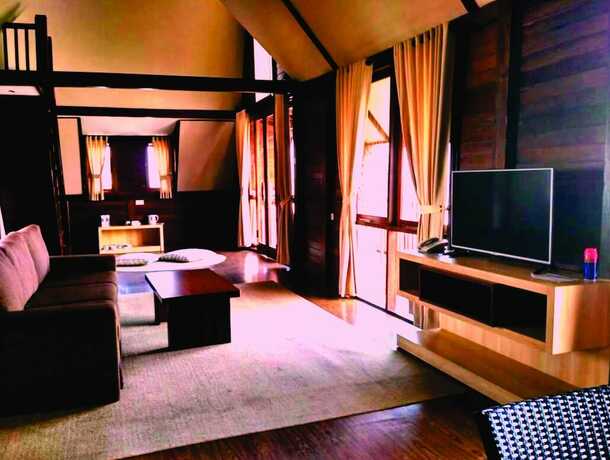 Imagen general del Hotel Cirebon Waterland. Foto 7