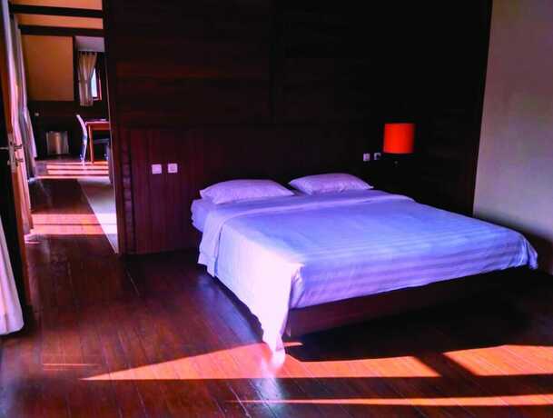 Imagen general del Hotel Cirebon Waterland. Foto 15