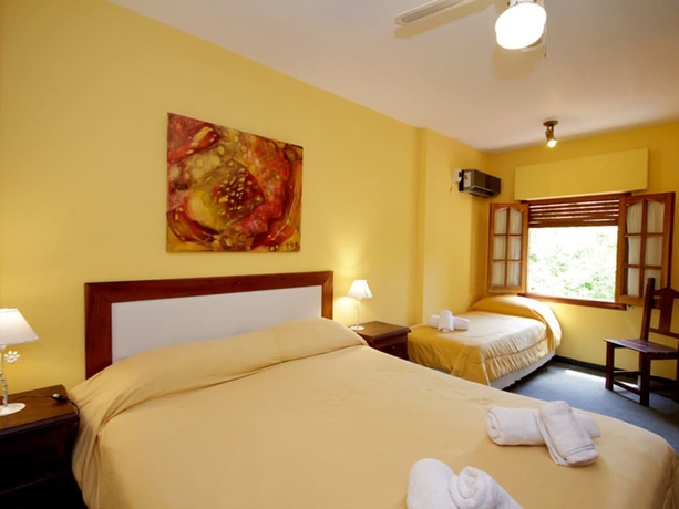 Imagen de la habitación del Hotel Ciro. Foto 7