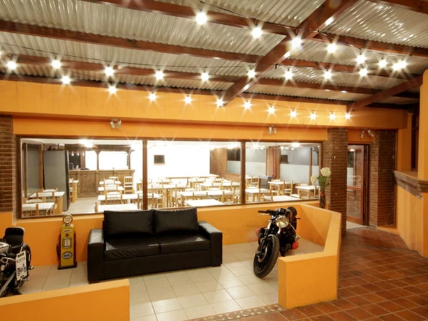 Imagen de los interiores del Hotel Ciro. Foto 16