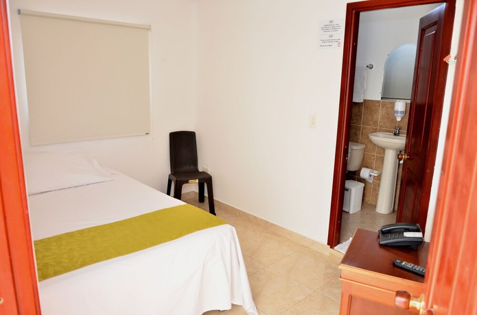 Imagen de la habitación del Hotel Ciro. Foto 5