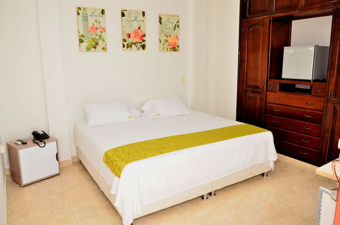 Imagen de la habitación del Hotel Ciro. Foto 13