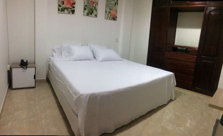 Imagen de la habitación del Hotel Ciro. Foto 15