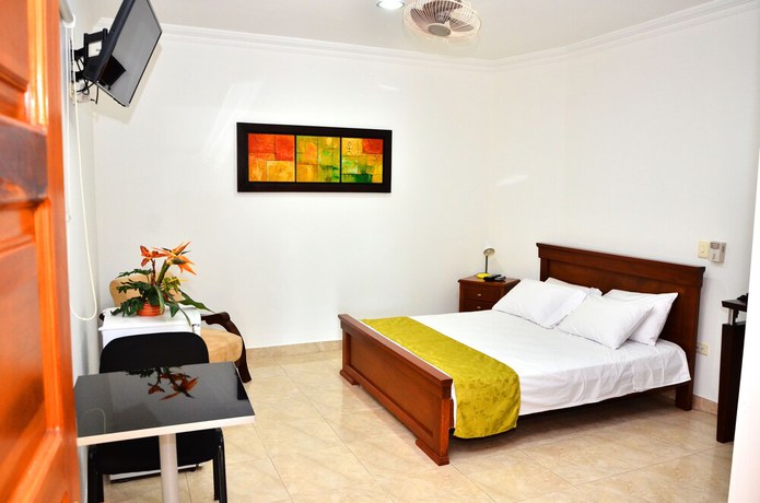 Imagen de la habitación del Hotel Ciro. Foto 17