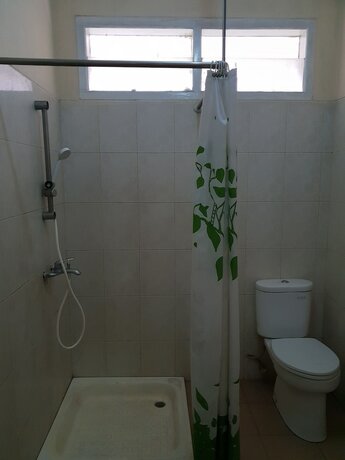 Imagen general del Hotel Cisarua Indah Cottage. Foto 15